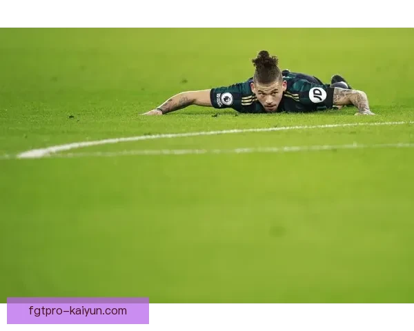 Griezmann 最爱的足球装备解析及其在赛场上的表现影响