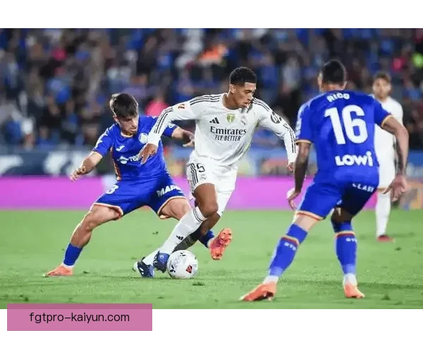 西甲球员近期交流互动频繁，赛场内外表现稳健